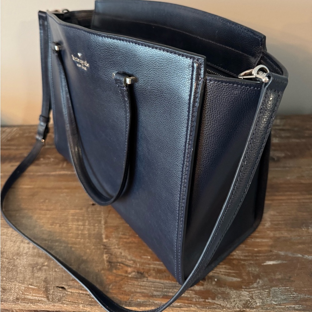 13” x 10 1/2” Navy Blue Tote 
Hardly used good condition.